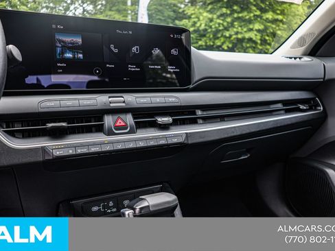 Used 2025 Kia K4 FWD image 31