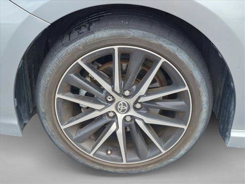 Used 2021 Toyota Camry SE FWD image 8
