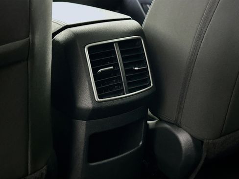 Used 2025 Kia Sportage LX image 26