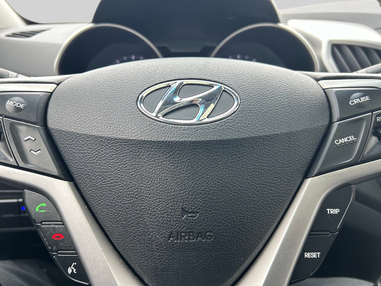 Used 2014 Hyundai Veloster w/ Style Package 02 FWD image 24