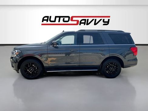 Used 2023 Ford Expedition XLT RWD image 4