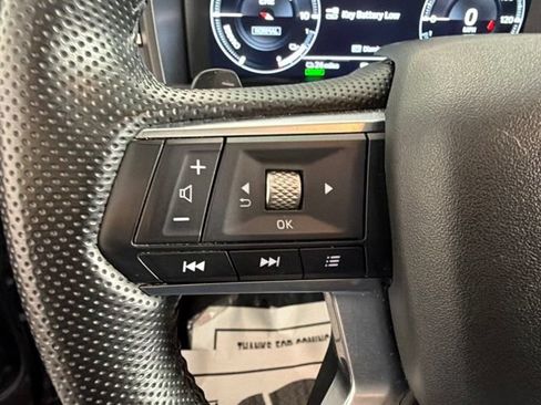 Used 2024 Mitsubishi Outlander SE AWD/4WD image 33