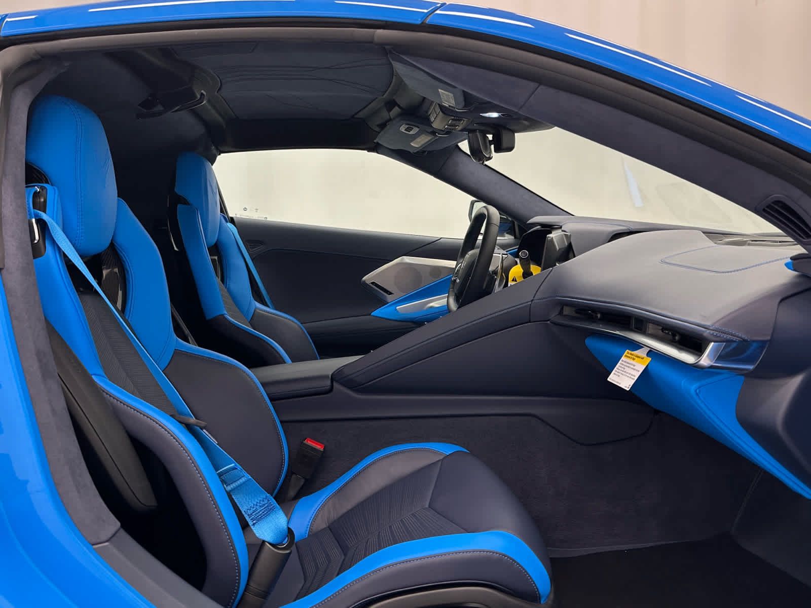 Used 2022 Chevrolet Corvette Stingray Premium Cpe w/ Z51 Performance Package RWD image 15