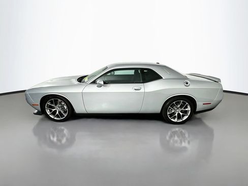 Used 2022 Dodge Challenger GT RWD image 4