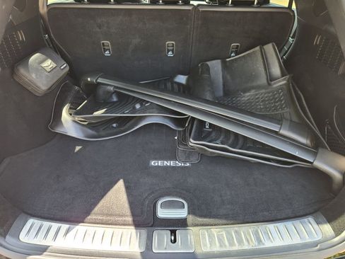 Used 2023 Genesis GV70 2.5T w/ Sport Prestige Package image 33