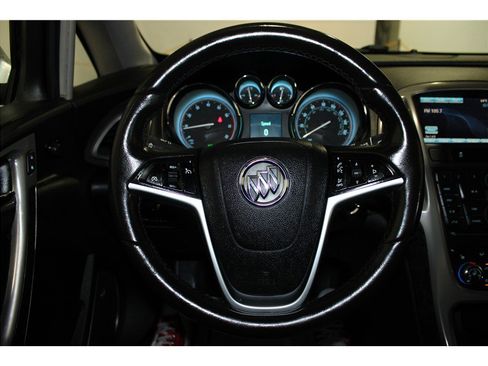 Used 2017 Buick Verano Leather image 26