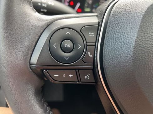 Used 2024 Toyota RAV4 XLE image 38