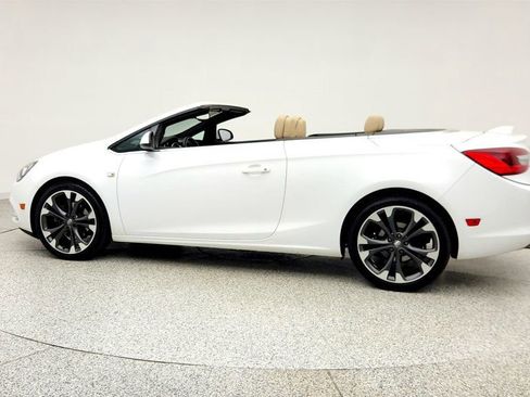 Used 2018 Buick Cascada Premium image 8