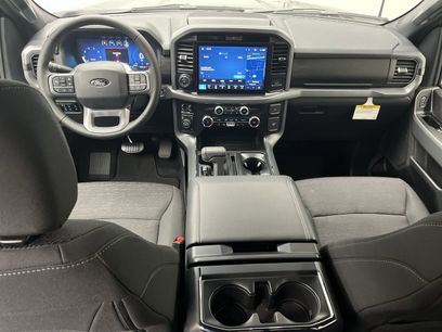 New 2025 Ford F150 XLT w/ Equipment Group 302A MID