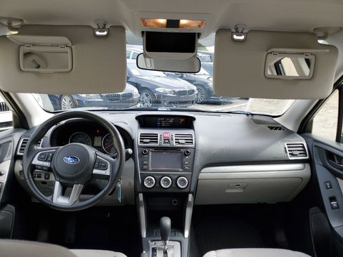 Used 2017 Subaru Forester 2.5i w/ Alloy Wheel Package image 44