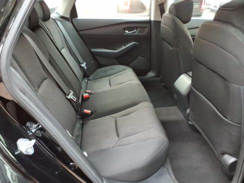 Used 2024 Honda Accord EX image 11