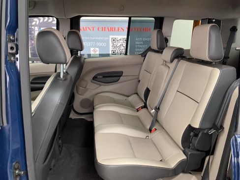 Used 2014 Ford Transit Connect XLT image 19