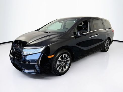 Used 2024 Honda Odyssey EX-L image 3