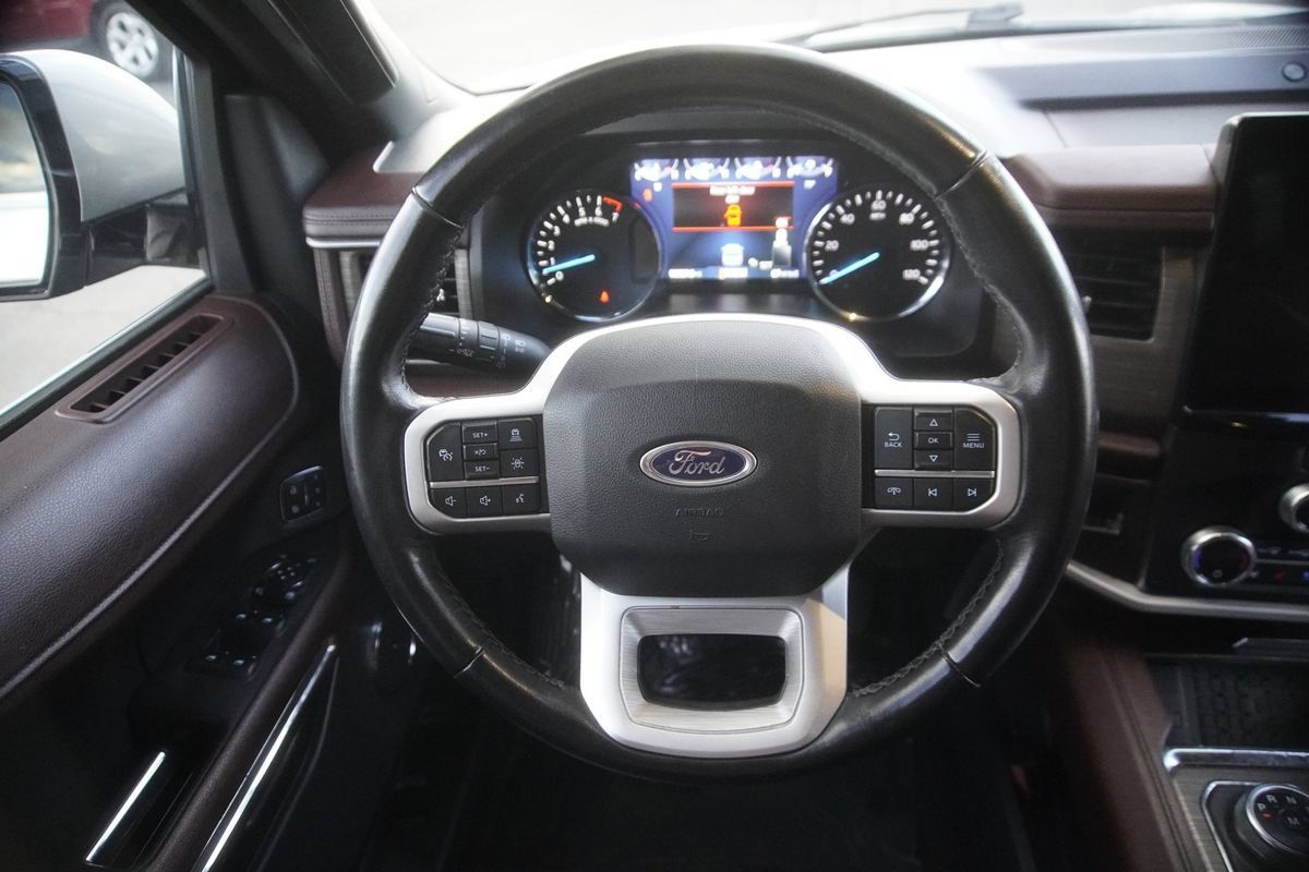 Used 2022 Ford Expedition Max Limited AWD/4WD image 15
