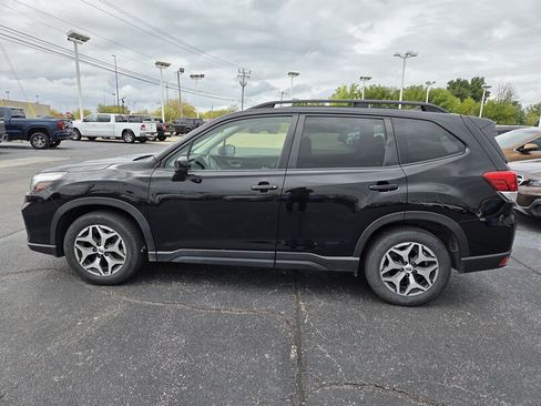 Used 2020 Subaru Forester Premium image 6