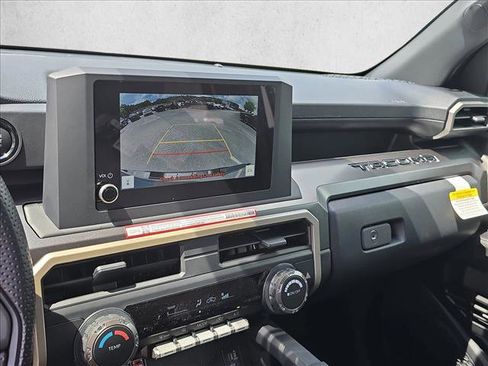 New 2026 Toyota Tacoma SR5 AWD/4WD image 16