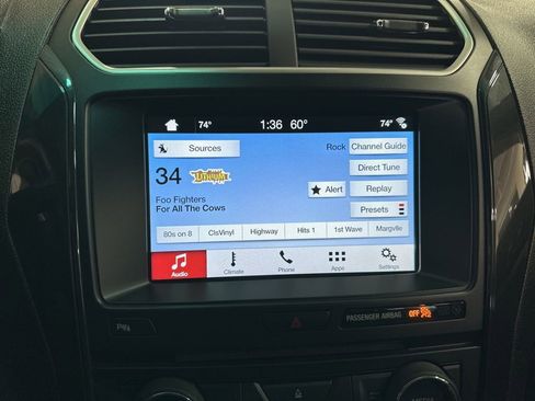 Used 2017 Ford Explorer XLT w/ Equipment Group 202A AWD/4WD image 48