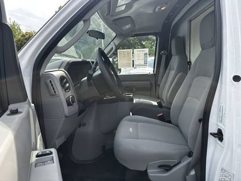 Used 2024 Ford E-350 and Econoline 350 Super Duty w/ Power Windows & Locks Group RWD image 13