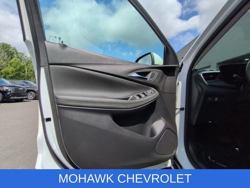 Certified 2024 Buick Encore GX Sport Touring AWD/4WD image 21
