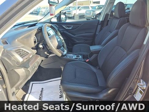 Used 2023 Subaru Forester Premium image 10