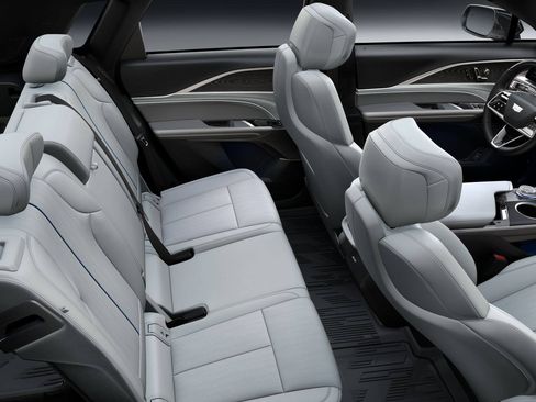 New 2026 Cadillac Lyriq Luxury w/ LPO, Floor Liner Package RWD image 55