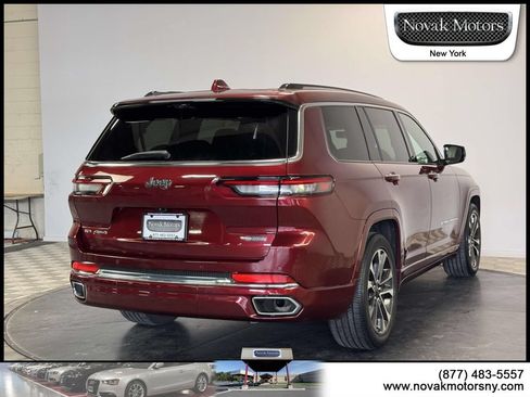 Used 2022 Jeep Grand Cherokee L Overland w/ Luxury Tech Group IV AWD/4WD image 11