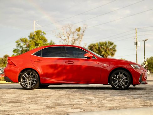 Used 2018 Lexus IS 300 F Sport w/ F Sport Package image 19