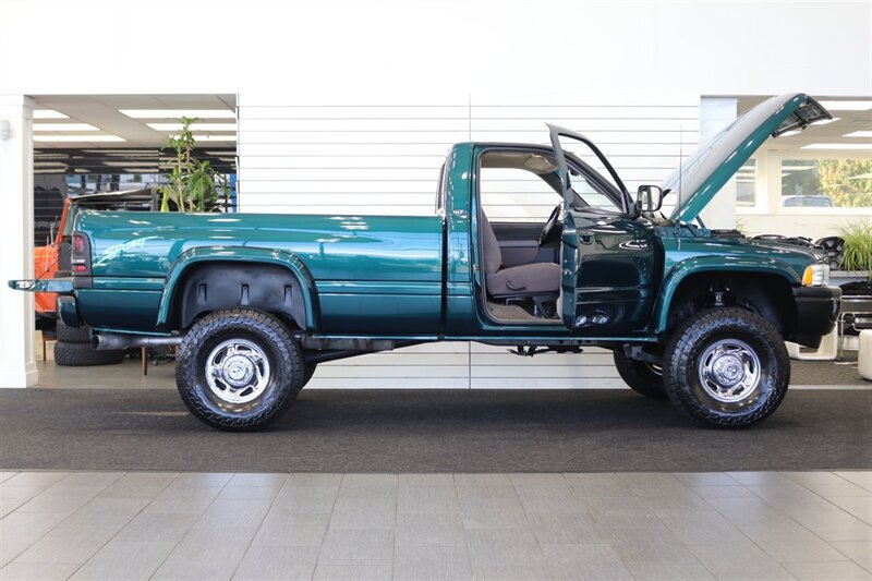 Used 1995 Dodge Ram 2500 Truck 4x4 Regular Cab image 11