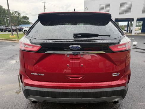 Used 2020 Ford Edge SEL w/ Convenience Package AWD/4WD image 4