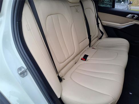 Certified 2022 BMW X5 sDrive40i w/ Premium Package image 26