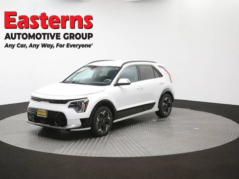 Used 2023 Kia Niro Wind w/ Wind Preserve Package FWD image 55