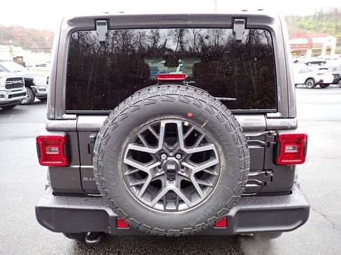 New 2025 Jeep Wrangler Sahara w/ Technology Group image 4