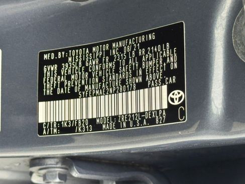 Used 2022 Toyota Corolla LE image 38