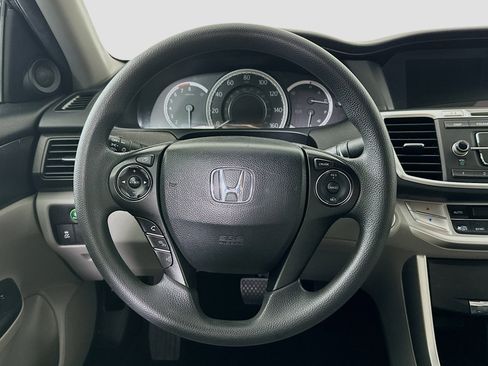Used 2014 Honda Accord EX image 17
