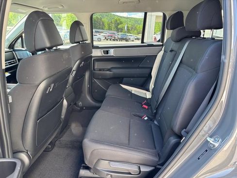 New 2026 Hyundai Santa Fe SE FWD image 10