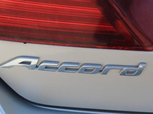 Used 2016 Honda Accord LX image 21