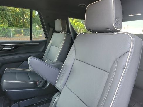 Certified 2025 Chevrolet Tahoe Premier RWD image 11