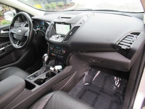 Used 2018 Ford Escape Titanium image 12