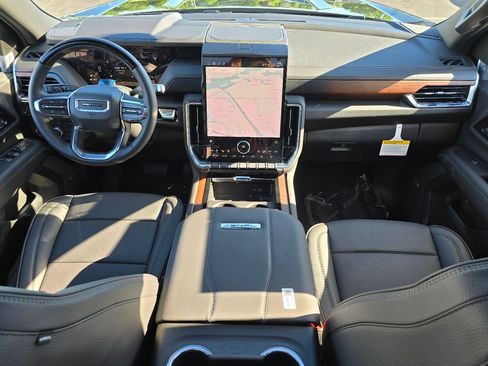 New 2026 GMC Yukon Denali w/ Advanced Technology Package AWD/4WD image 30