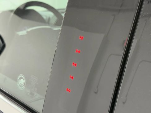 Used 2019 Ford Expedition XLT w/ Equipment Group 202A image 18