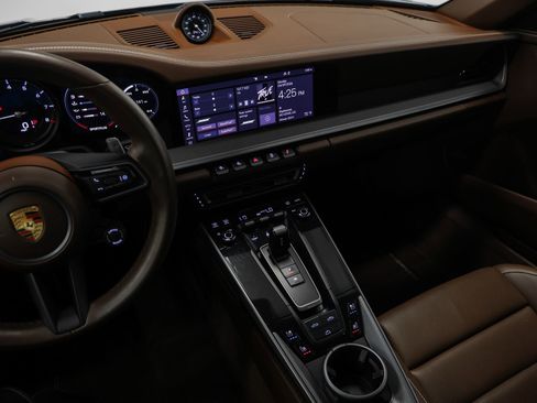 Certified 2020 Porsche 911 Carrera 4S image 40