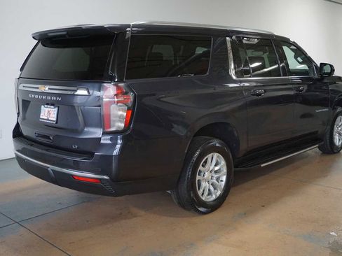 Used 2023 Chevrolet Suburban LT image 7