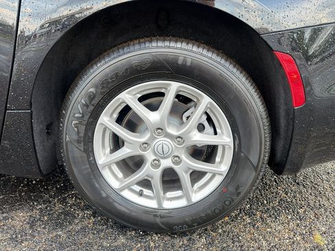 New 2026 Chrysler Pacifica Select FWD image 10