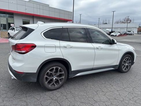 Used 2021 BMW X1 sDrive28i w/ Premium Package image 9