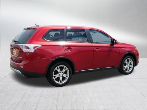 Used 2015 Mitsubishi Outlander SE FWD image 7