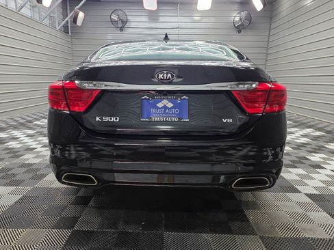 Used 2015 Kia K900 Premium w/ Interior Highline Package RWD image 6