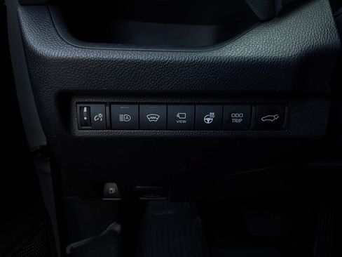 Used 2025 Toyota RAV4 XSE w/ Advanced Technology Package AWD/4WD image 27