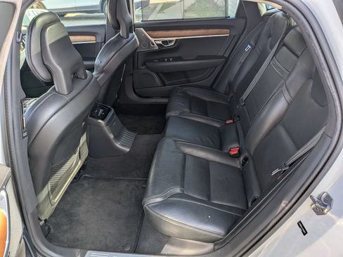 Used 2018 Volvo S90 T8 Inscription w/ Convenience Package AWD/4WD image 36
