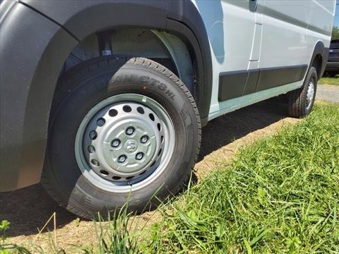 New 2024 RAM ProMaster 1500 w/ Cold Weather Group image 10