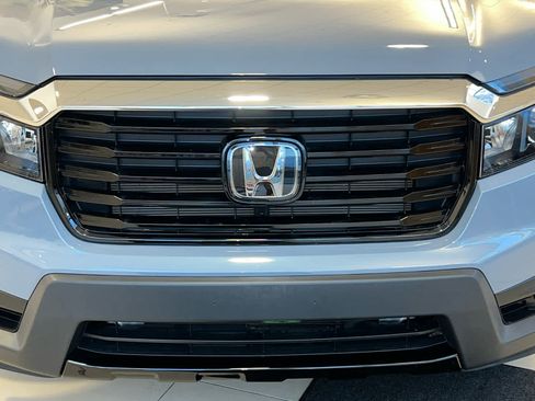 Certified 2023 Honda Ridgeline RTL-E image 4